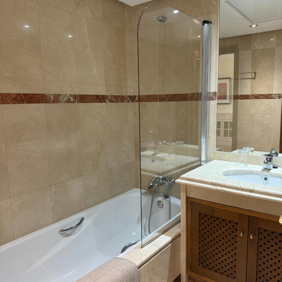 Costalita Dreams Apartment Estepona Ngoại thất bức ảnh